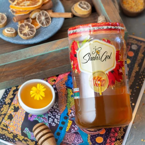 عسل آرین 900 گرمی با موم